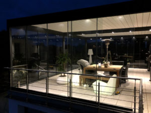 Pergola mit Glastüren